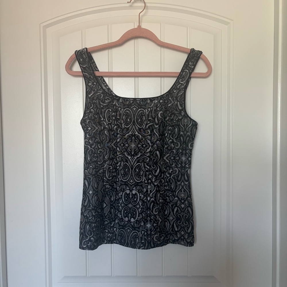 Whitehouse Black Market Small Top